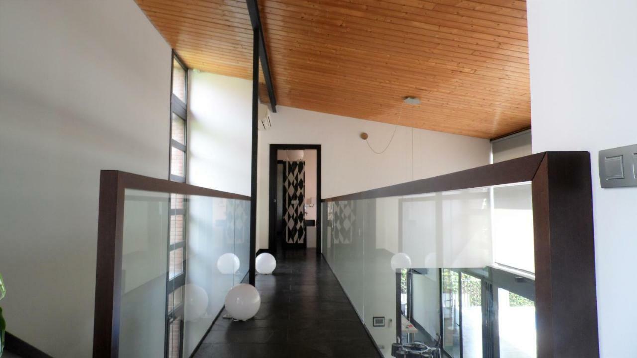 Villa Del Bosque Castelldefels Eksteriør bilde