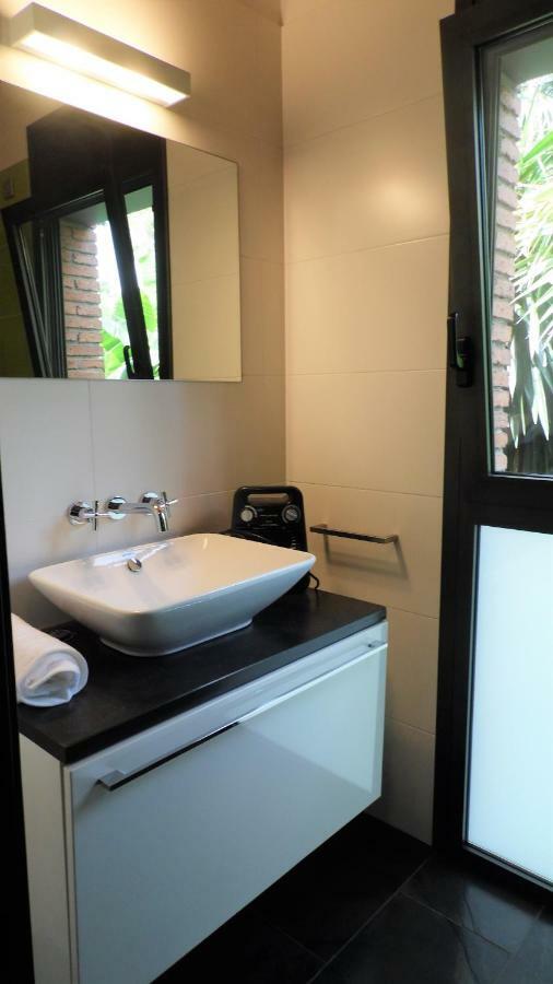 Villa Del Bosque Castelldefels Eksteriør bilde