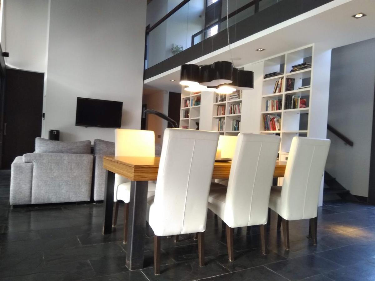 Villa Del Bosque Castelldefels Eksteriør bilde